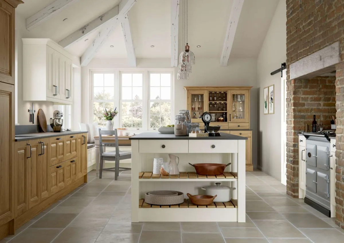 Traditional shaker-style kitchen in light oak and painted ivory.