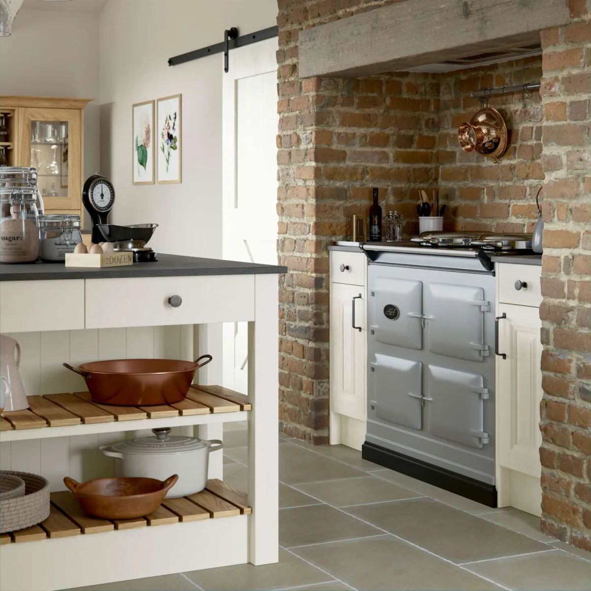 Traditional farmhouse-style kitchen island and range cooker