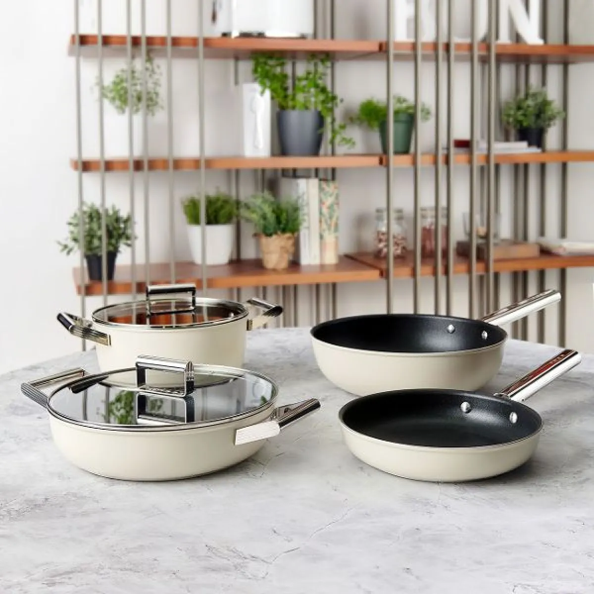 Smeg cookware in cream