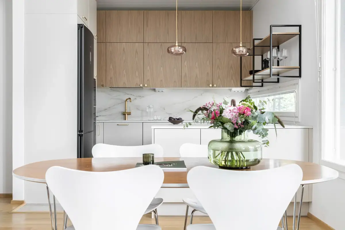 Miinus Kitchen with Oak Wall Cabinets and Shoreline Base Units
