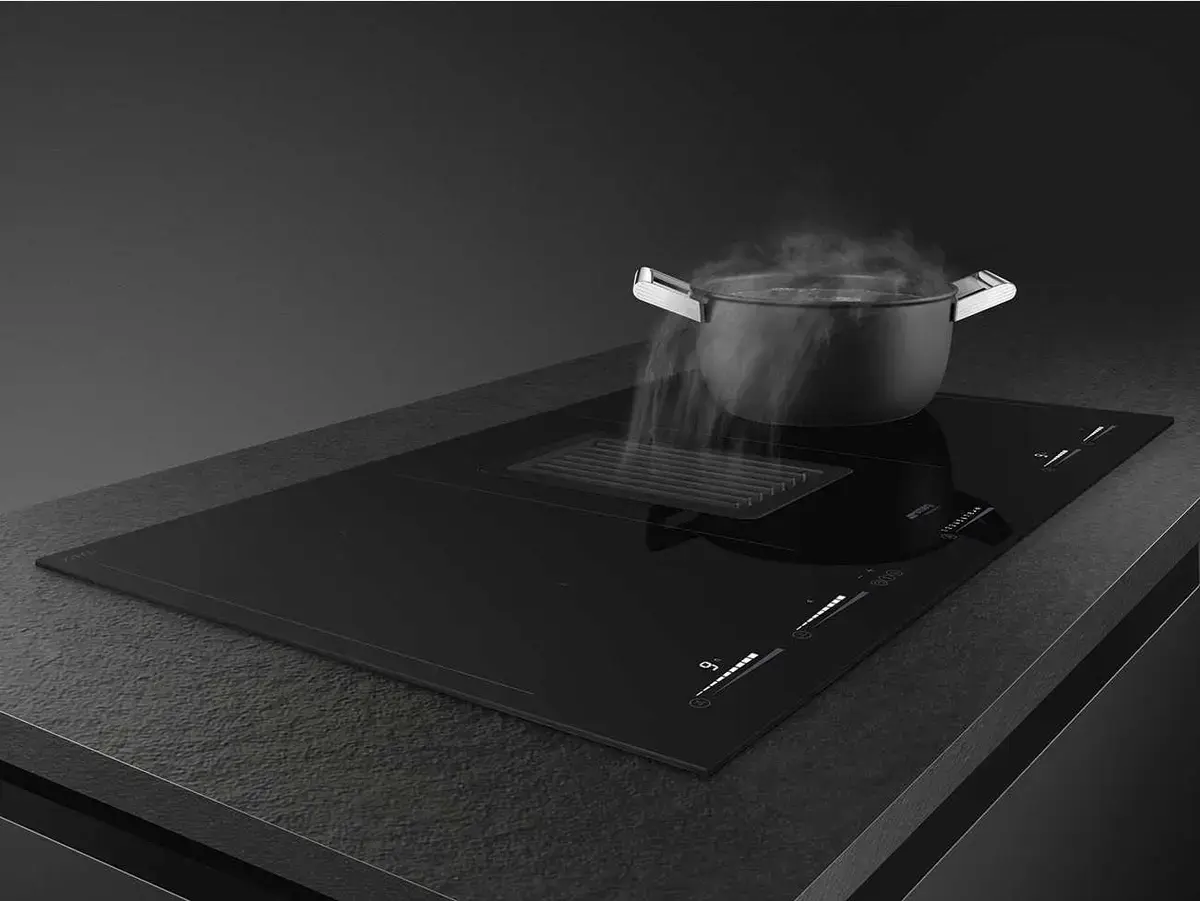 SMEG 80cm Induction Hob with Integrated Hood