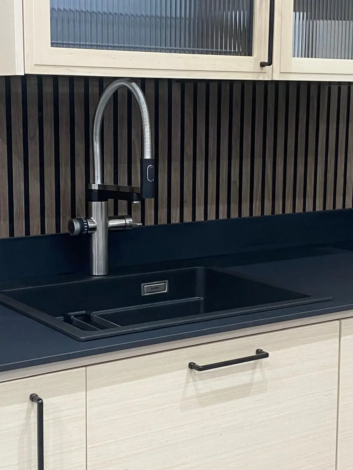 Blanco Evol-S Boiling Hot Water Tap and Etagon Silgranit Sink